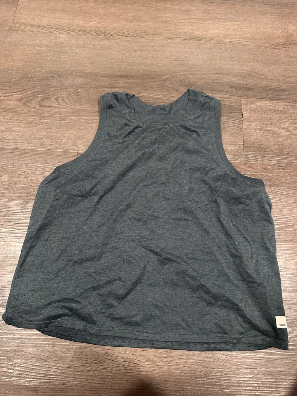 Vuori Women's Tank Top in Dark Heather Gray
